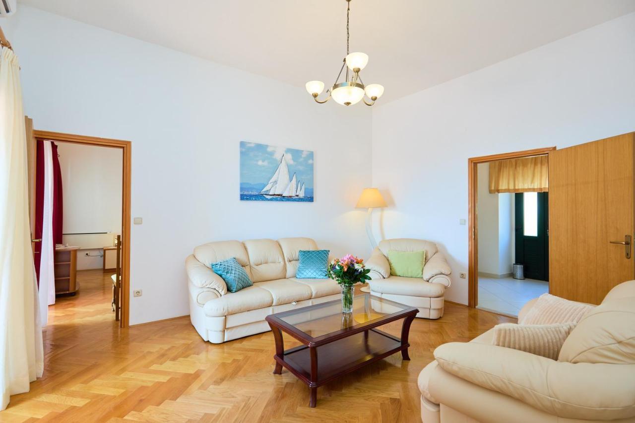 Apartman Ani Mlini Exterior photo