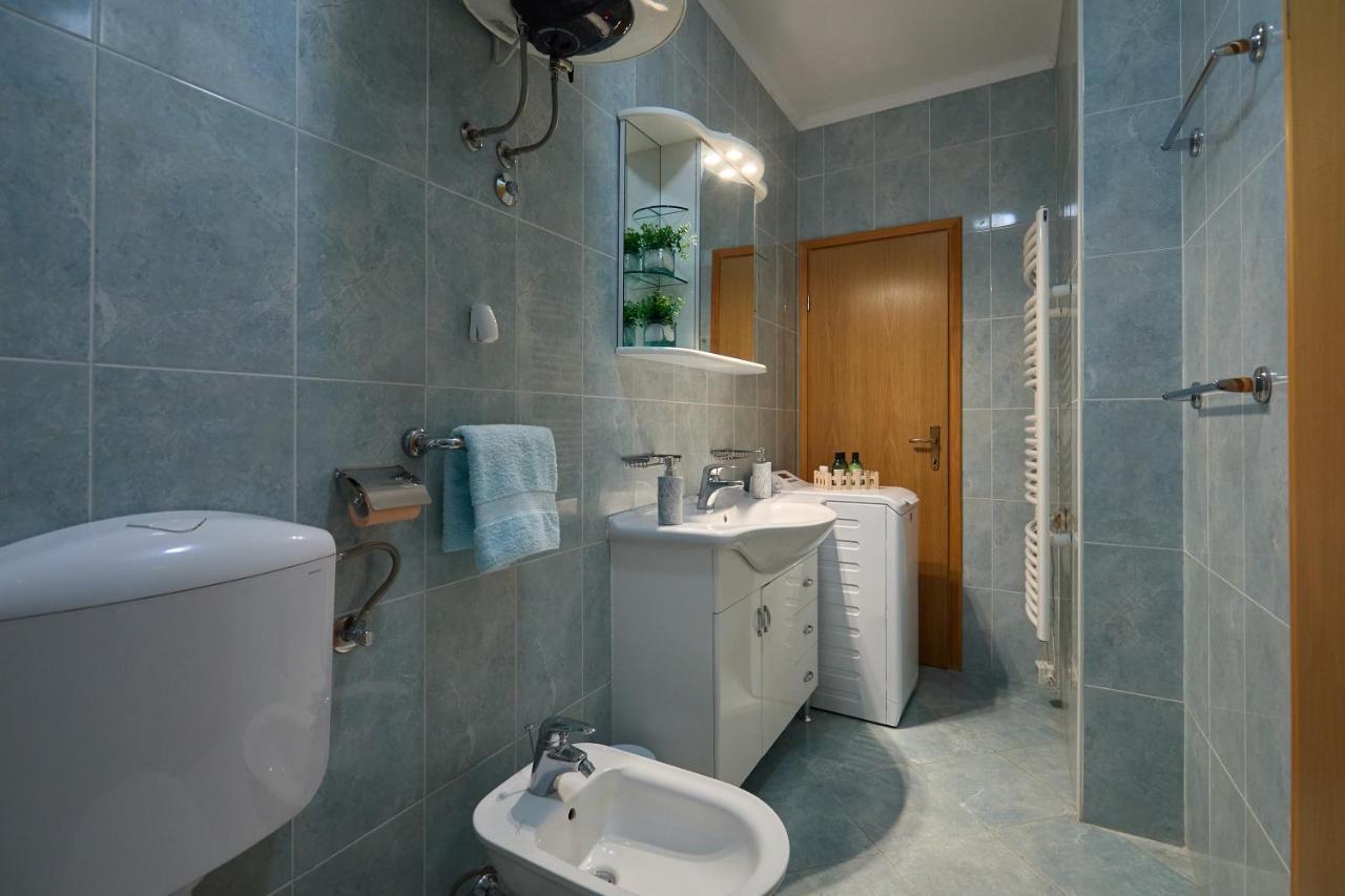 Apartman Ani Mlini Exterior photo